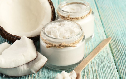 Kokosové maslo (Cocos nucifera) Kokosové maslo (Cocos nucifera)